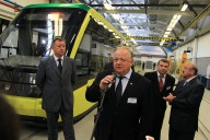 Презентація машинобудівного заводу «Електронтранс» та першого українського низькопідлогового трамваю «Електрон»
